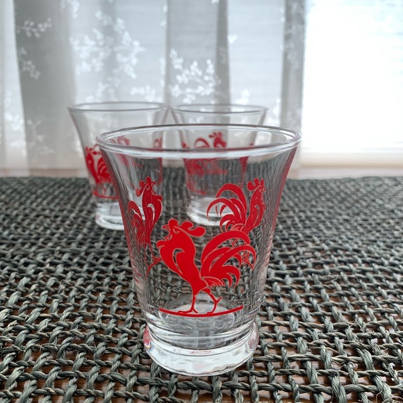 Set of 3 MCM Vintage Anchor Hocking Red Rooster Juice Shot Glasses - Picture 3 of 9